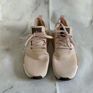 Adidas Women's Light Pink Sneakers